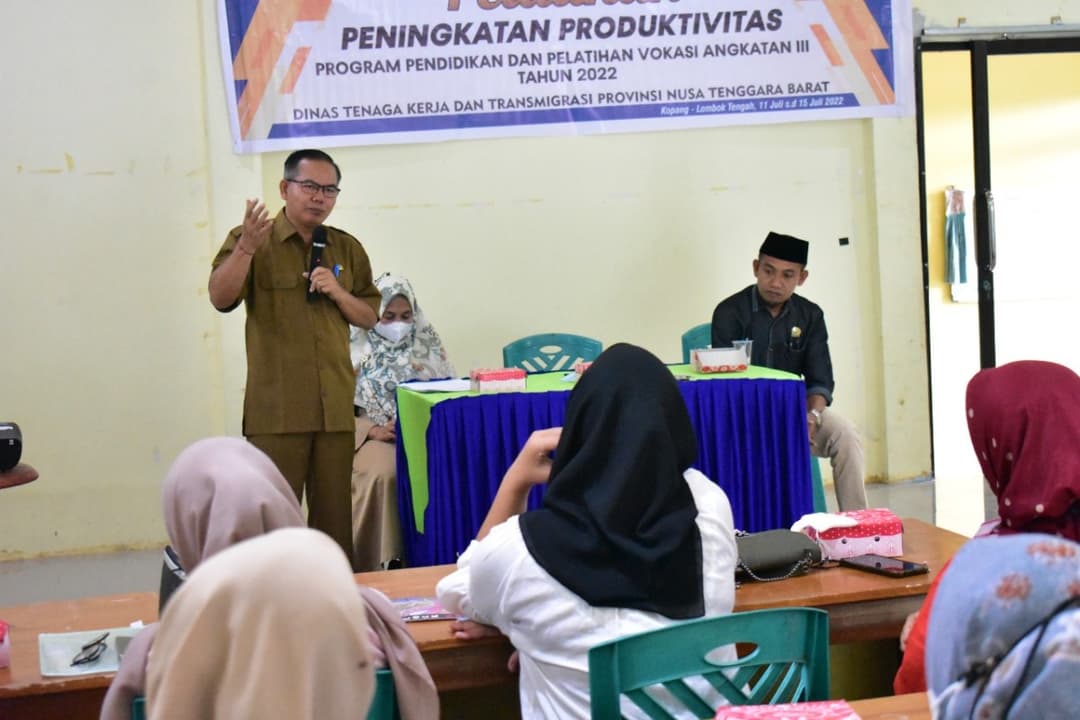 Pelatihan UMKM Warga Desa Blarang Diresmikan